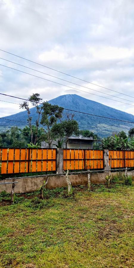Rinjani Hill Hotel سيمبالون لوانج المظهر الخارجي الصورة